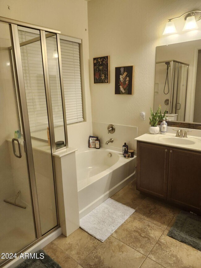 Building Photo - 19750 E Apricot Ct