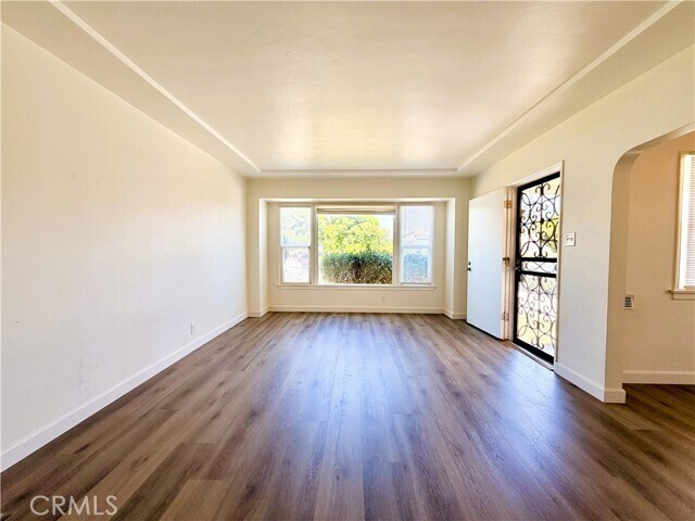 Building Photo - 12911 Whitewood Ave