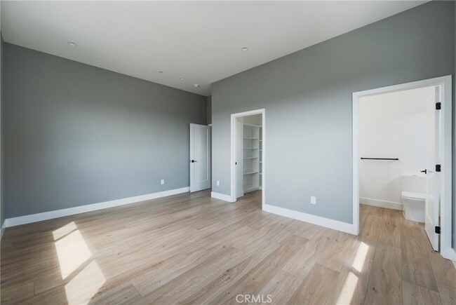 Building Photo - 2130 W 238th St