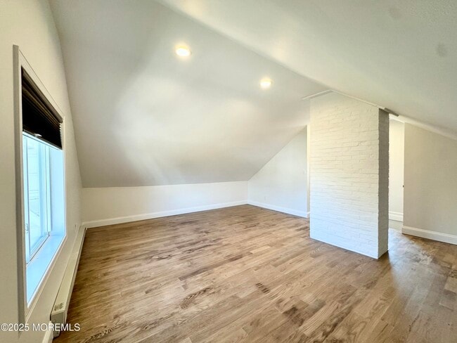 Building Photo - 208 E Bergen Pl