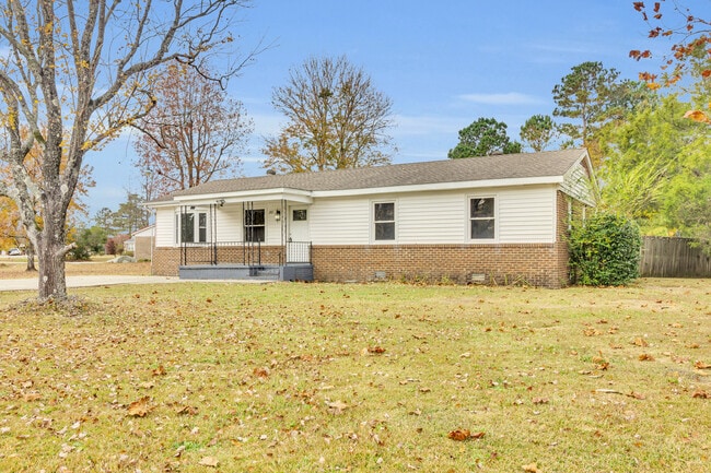 Building Photo - 207 N Nunn St