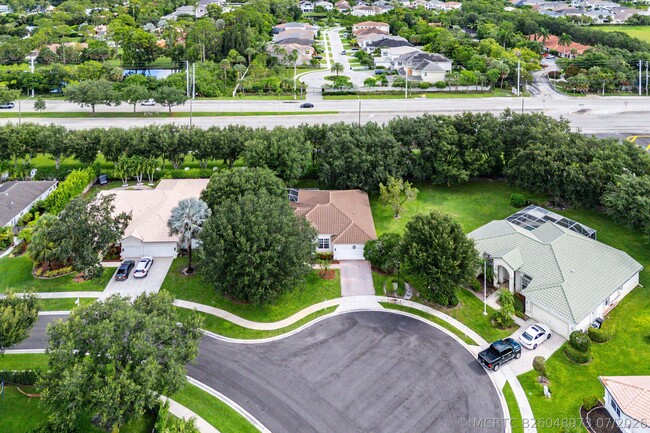 Building Photo - 4378 Danielson Dr