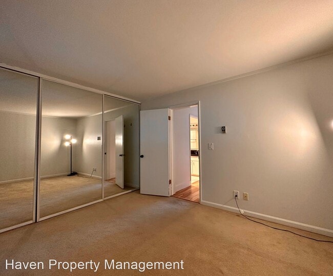 Building Photo - 1 br, 1 bath House - 2929 76th Ave SE #407