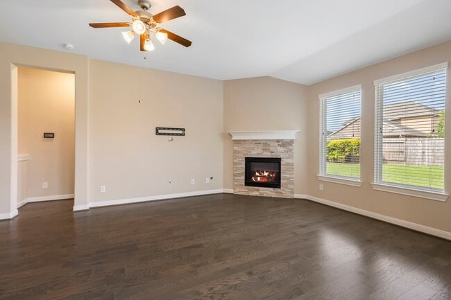 Building Photo - 18115 Westward Dale Dr