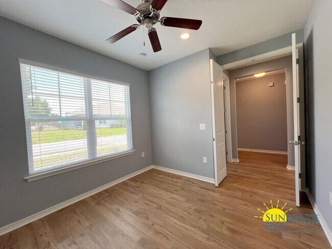Building Photo - 162 Creve Core Dr