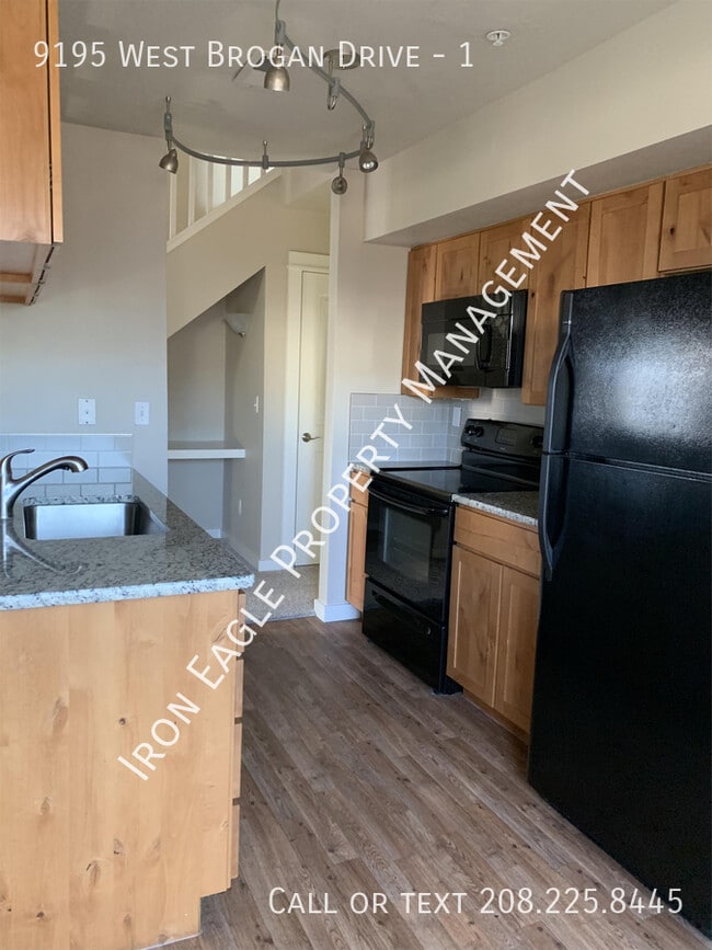 Building Photo - 9195 W Brogan Dr