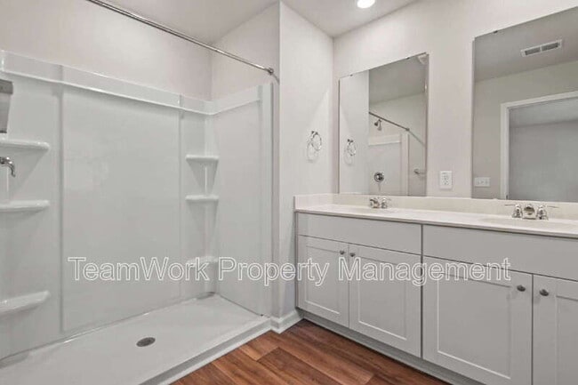 Building Photo - 7926 Triggerfish Way