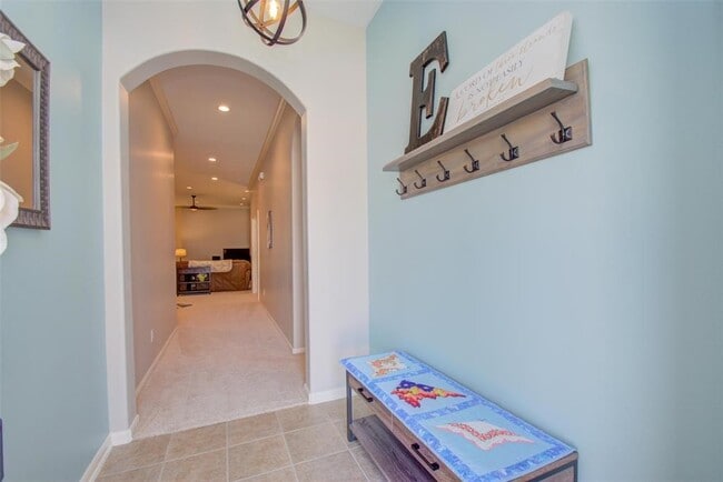 Building Photo - 15950 Cottage Ivy Cir