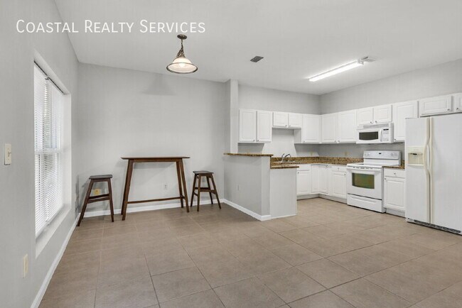 Building Photo - 1367 US-98