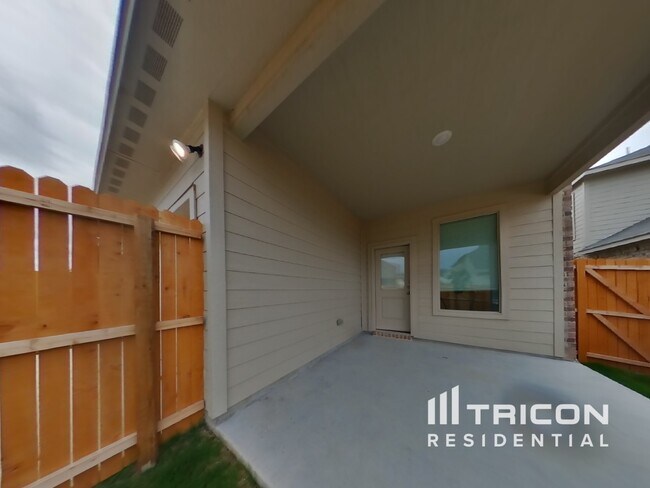 Building Photo - 2705 Serenity Grv Ln