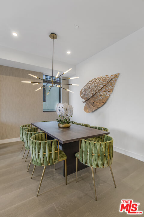 Building Photo - 10563 Ashton Ave