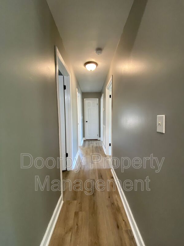 Building Photo - 1119 Pierce St