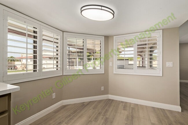 Building Photo - Beautiful Gilbert Home with Pool — Convenient Location & Modern Upgrades!