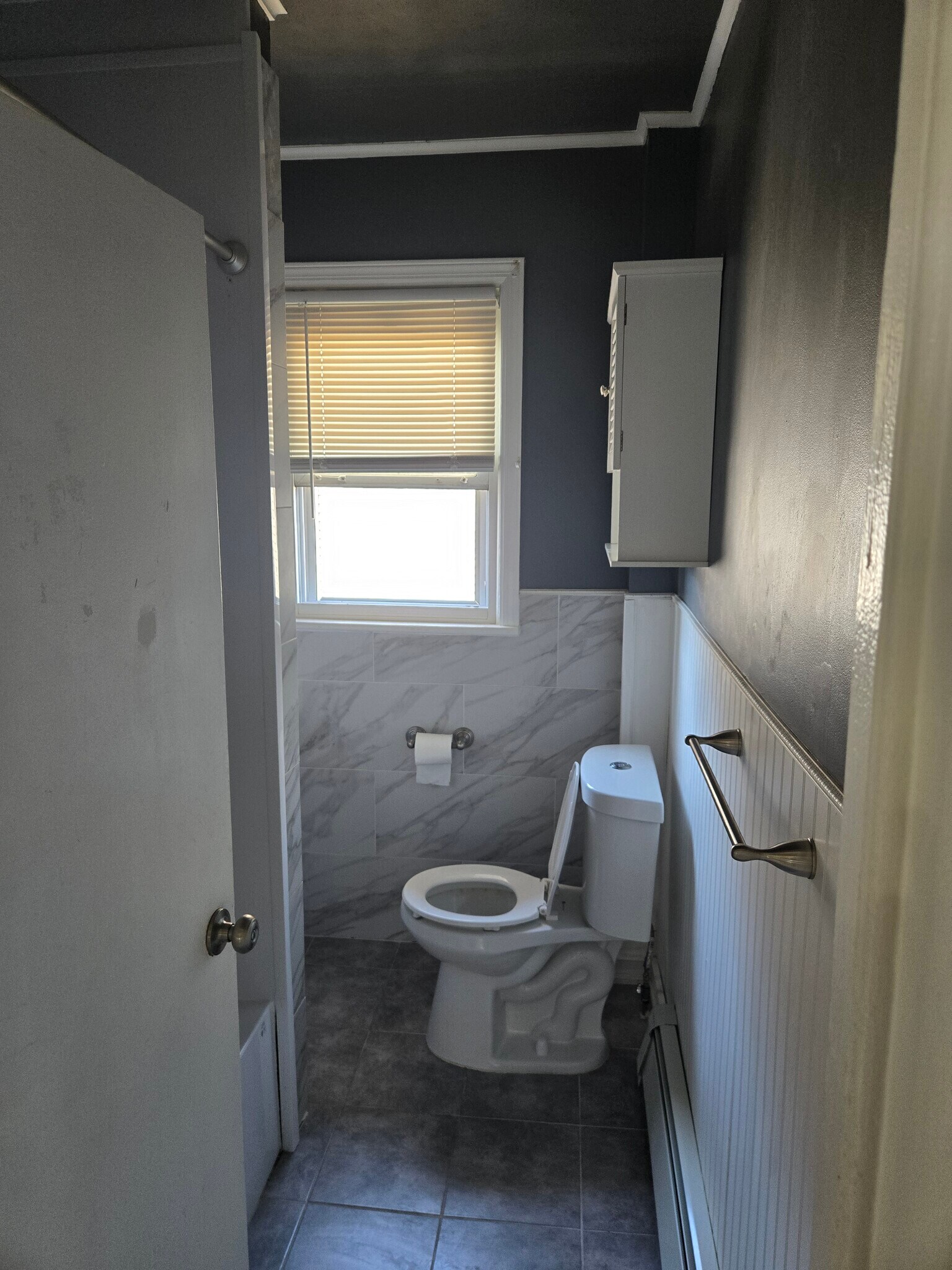 Building Photo - 319 Vincent Ave