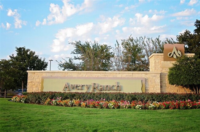 Building Photo - 16305 Almaden Dr