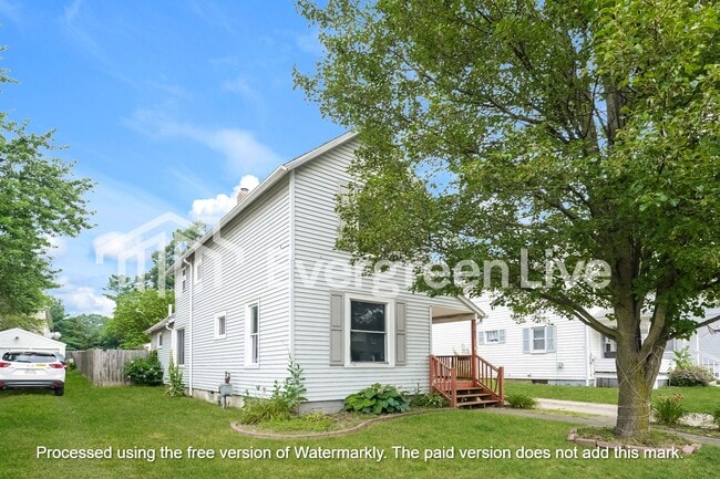 Building Photo - 1762 8th St