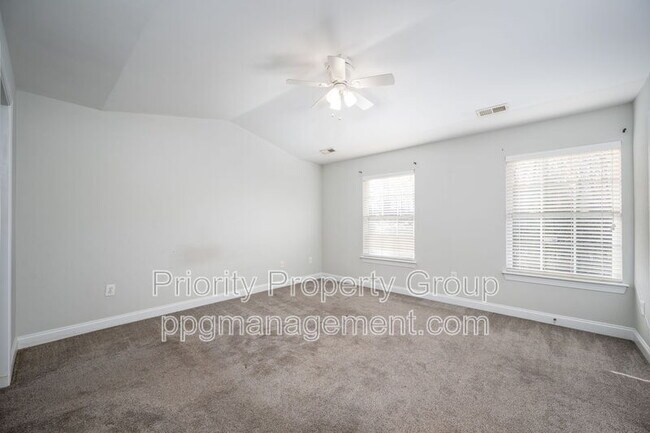 Building Photo - 2104 Sardony Ln