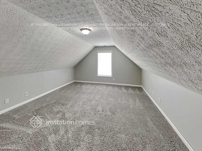 Building Photo - 202 Crape Myrtle Way