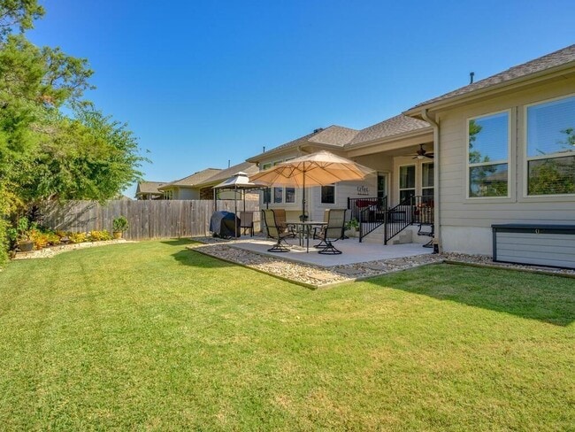 Building Photo - 2125 Sauterne Dr