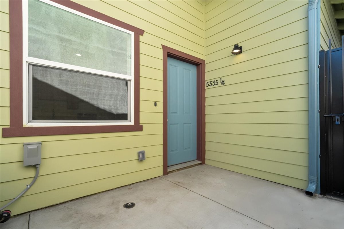 Building Photo - 5335 Monte Vista St