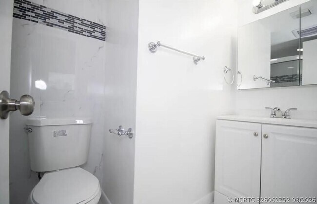 Building Photo - 11432 NW 45th St