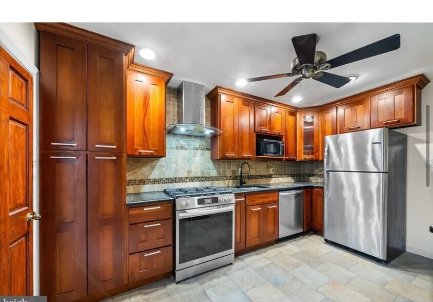 Building Photo - 1114 Snyder Ave