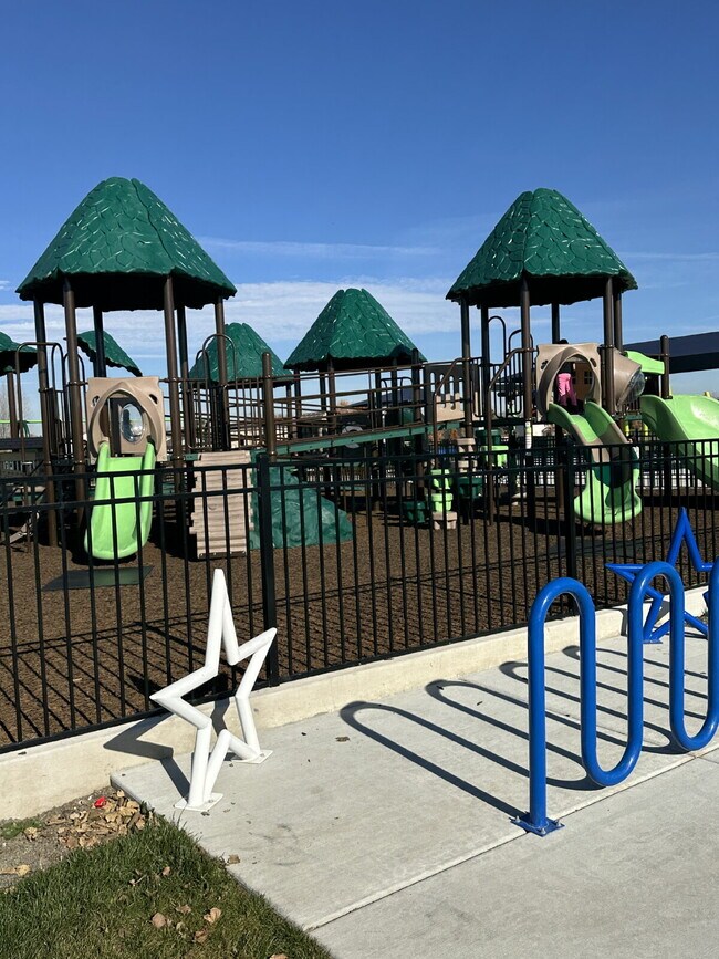 Building Photo - New Pictures Coming Soon! "Charming 3-Bedr...