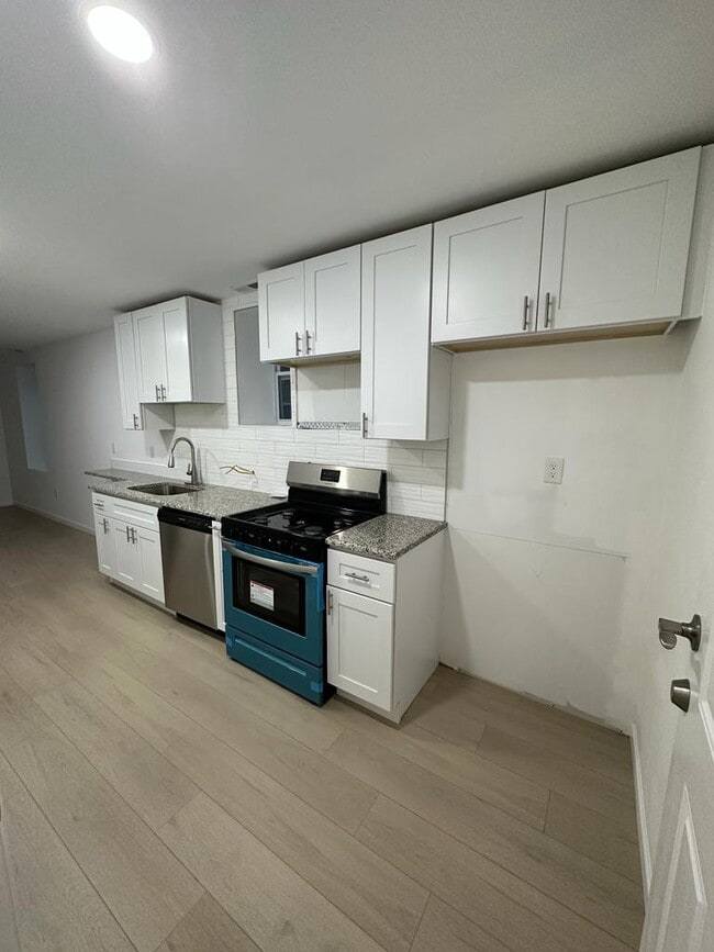 Building Photo - 3432 N 18th St