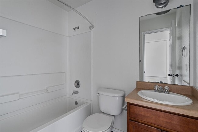 Building Photo - 1106 Canada Wild Dr