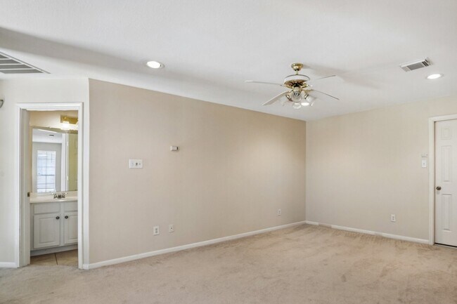 Building Photo - 15415 Truslow Point Ln