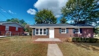 Building Photo - 805 Anthony St