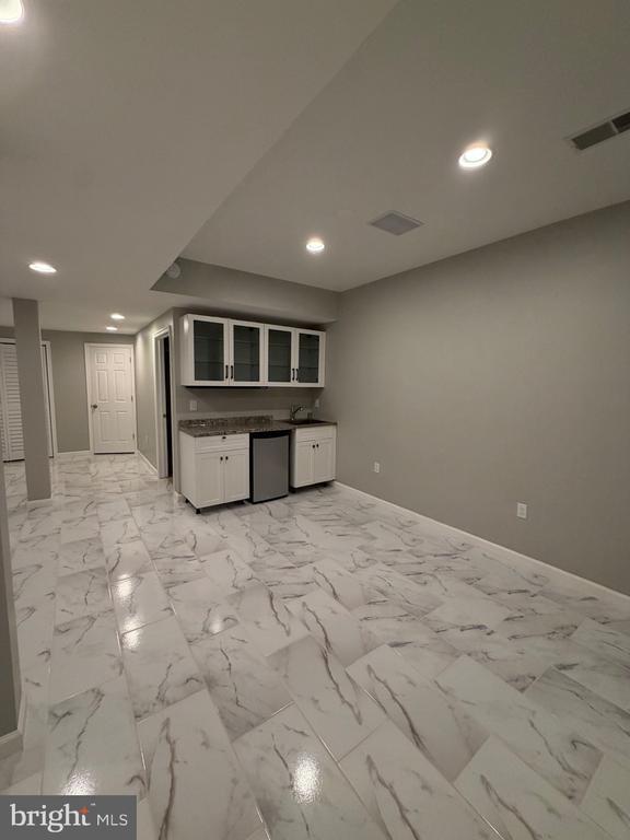 Building Photo - 997 Powder Horn Dr