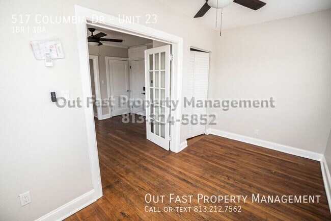 Building Photo - 517 Columbia Dr