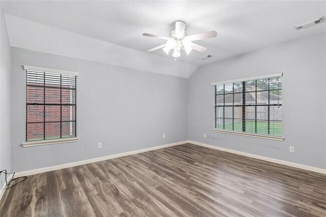 Building Photo - 16535 Cypress Bridge Dr