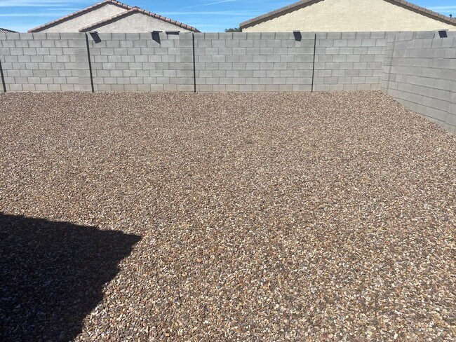 Building Photo - Charming 4 bedroom house in Coolidge