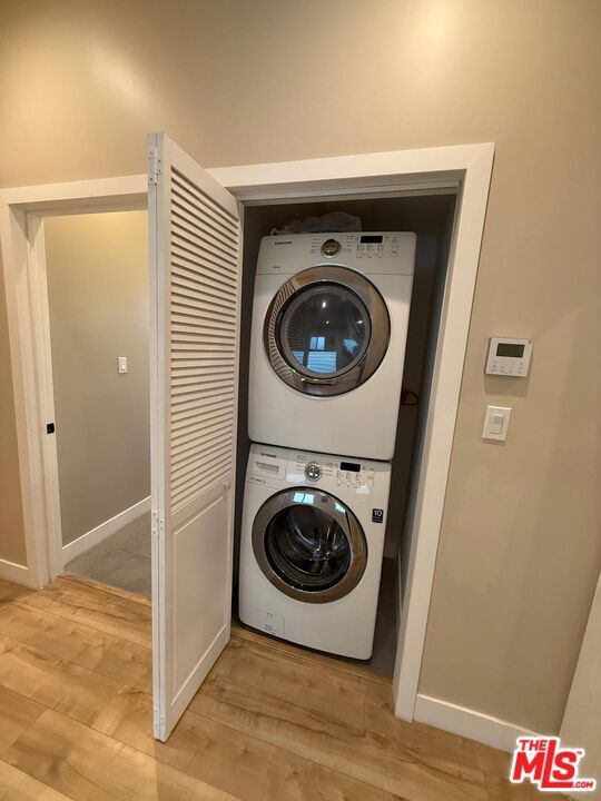 Building Photo - 10905 Olinda St