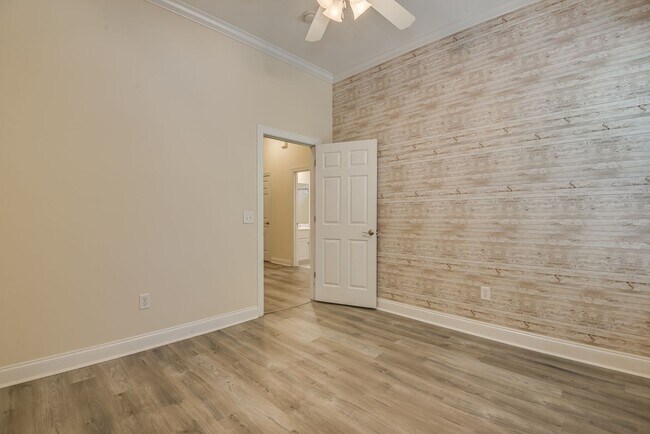 Building Photo - Price Drop Alert!  Fall Rental Specials No...