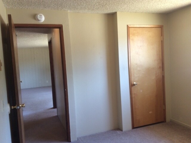 Building Photo - 670w13