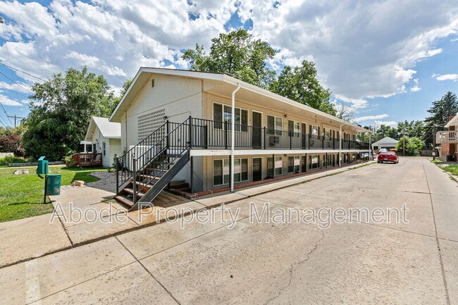 Building Photo - 466 W 10th St