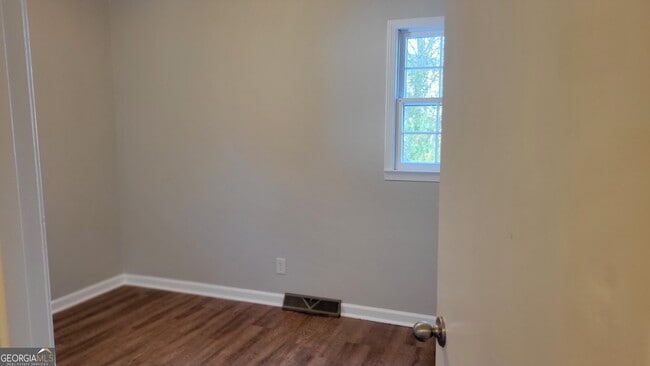 Building Photo - 130 Bowman Rd