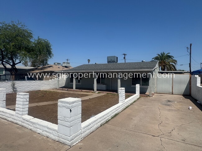 Primary Photo - 3506 W Roosevelt St
