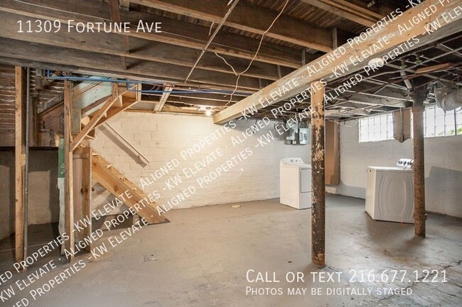 Building Photo - 11309 Fortune Ave