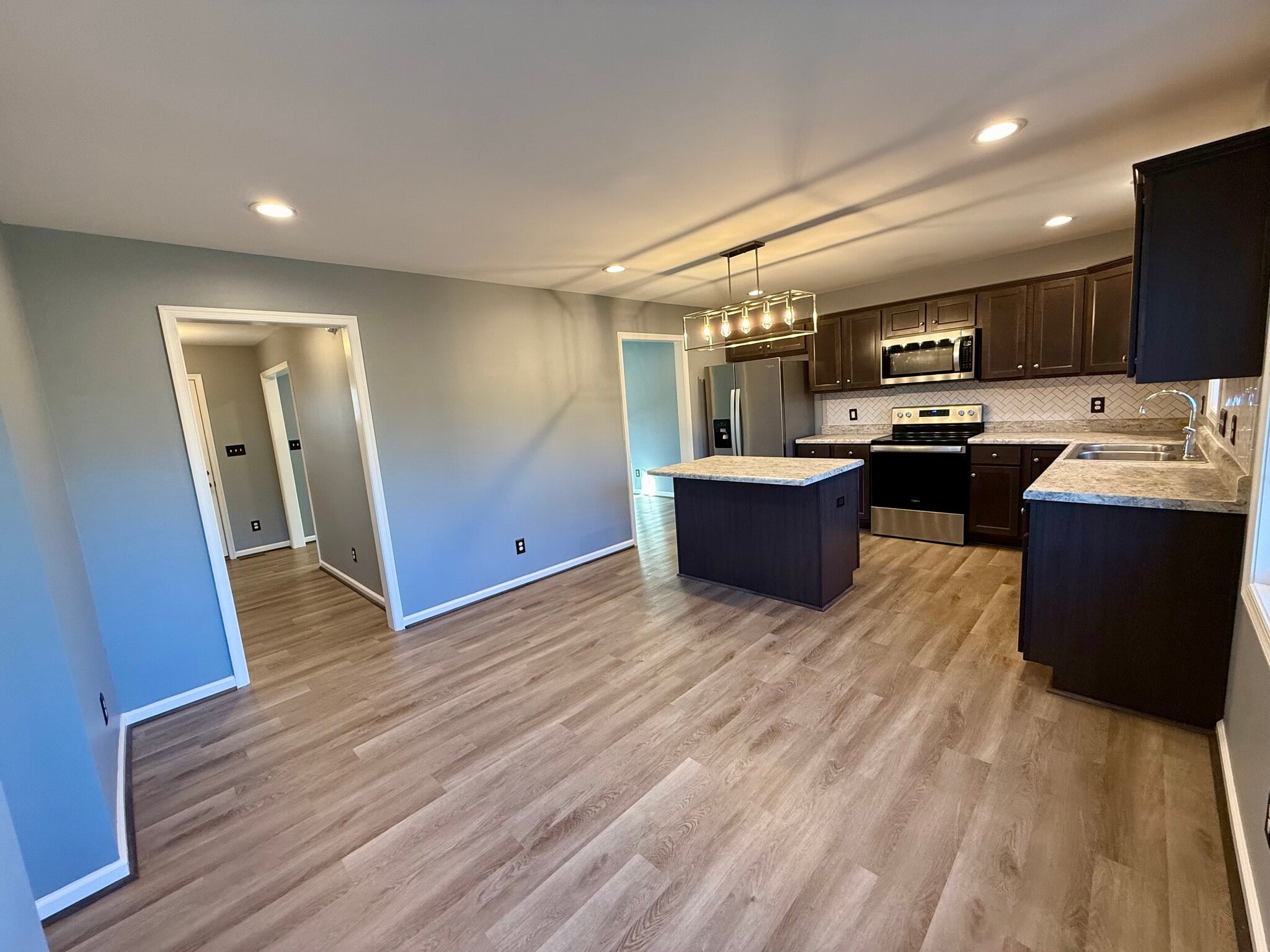 Building Photo - 112 Brenleigh Ct