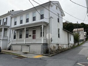 Building Photo - COMING SOON! 3 Bedroom in Newport, PA!