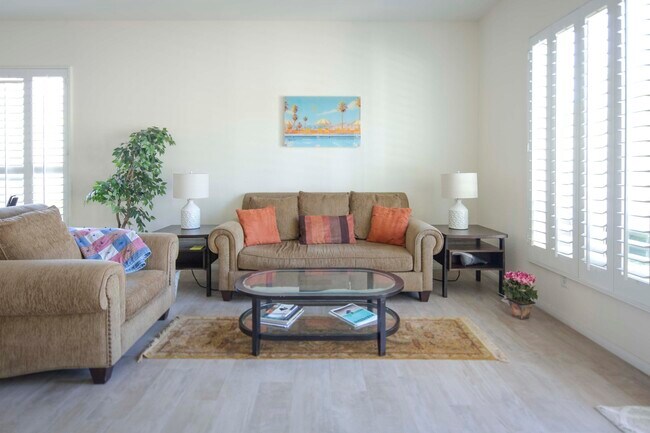Building Photo - 38625 Desert Mirage Dr