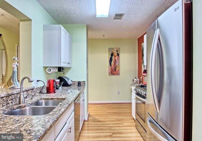 Building Photo - 534 Kennington Rd