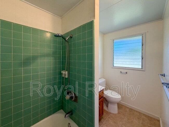 Building Photo - 522 Punaa St