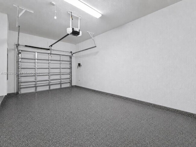 Building Photo - 25545 SW 109th Ave