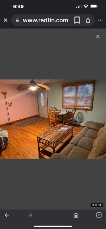 Building Photo - 922 7th St