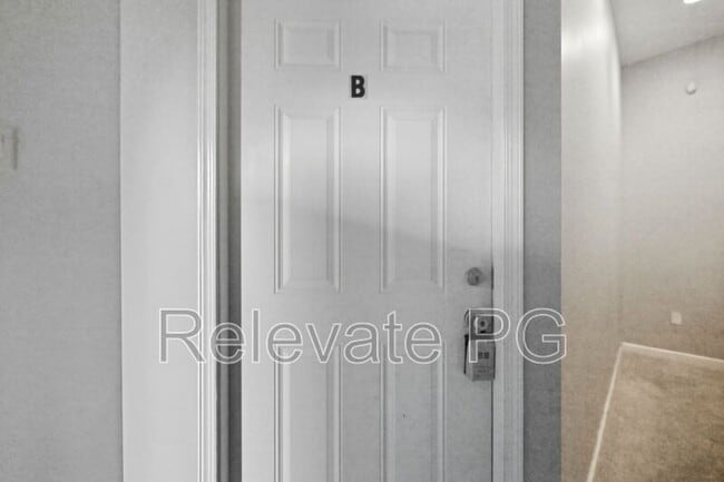 Building Photo - 1801 4th Ave